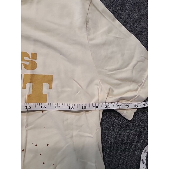 Thomas Rhett Women's Large Beige Short Sleeve Tee Band Concert Tour Top 2022 - Picture 4 of 5